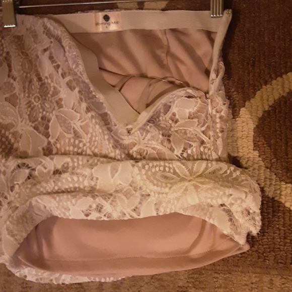 HELLO MOLLY (MORNING MIST ) (LACE SKIRT SIZE 6 - Picture 5 of 5
